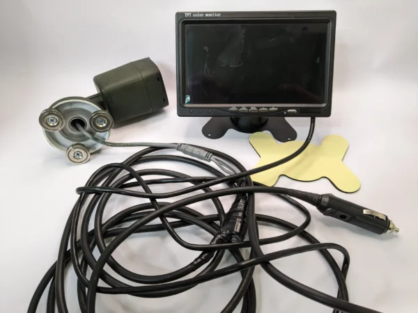 1 Комплект нічного бачення з монітором 7'' AHD IPS Hikvision DS-2CE17D0T-IT3F