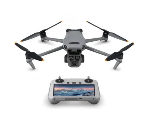 3 DJI Mavic 3 Pro with DJI RC