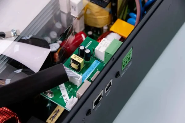 Гібридний інвертор Must PV18-3224VPM, 24 В, 3200 Вт (безперебійник, UPS, ДБЖ)