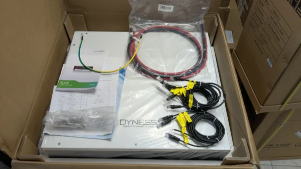Літієва акумуляторна батарея Dyness DL5.0C Heating 51.2В 5.12 кВт-год 100А з підігрівом та Wi-Fi модулем