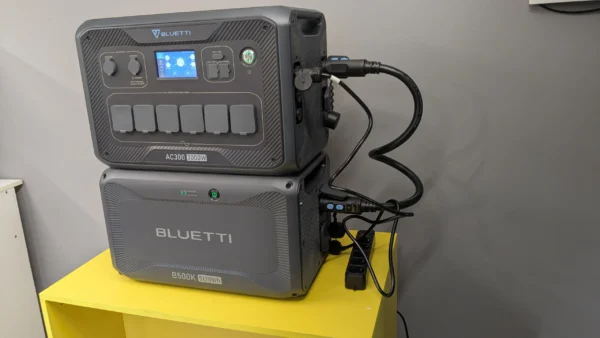 BLUETTI AC300 + battery module B500K