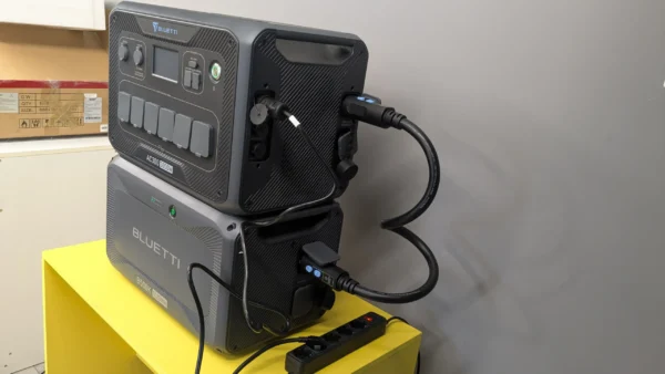 BLUETTI AC300 + battery module B500K