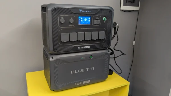 BLUETTI AC300 + battery module B500K
