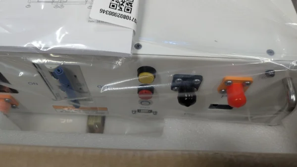 BMS DEYE BOS-G PRO 200-1000Vdc 120A (BOS-G-PDU-2) BMS DEYE BOS-G PRO 200-1000Vdc 120A (BOS-G-PDU-2)