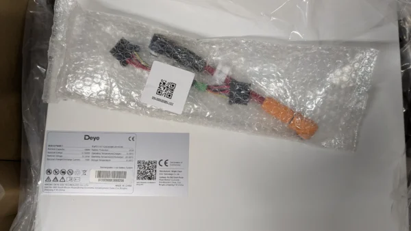 DEYE BOS-G PRO Модульна літієва акумуляторна батарея DEYE BOS-G PRO 51.2В 100 Аг 125А високовольтна сумістна з BMS DEYE BOS-G PRO 200-1000Vdc 120A (BOS-G-PDU-2)